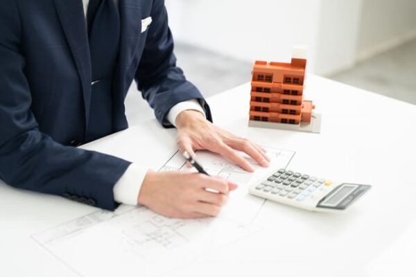 不動産査定でマンションの価値を正しく知る！市場動向・査定基準・評価のコツサムネイル
